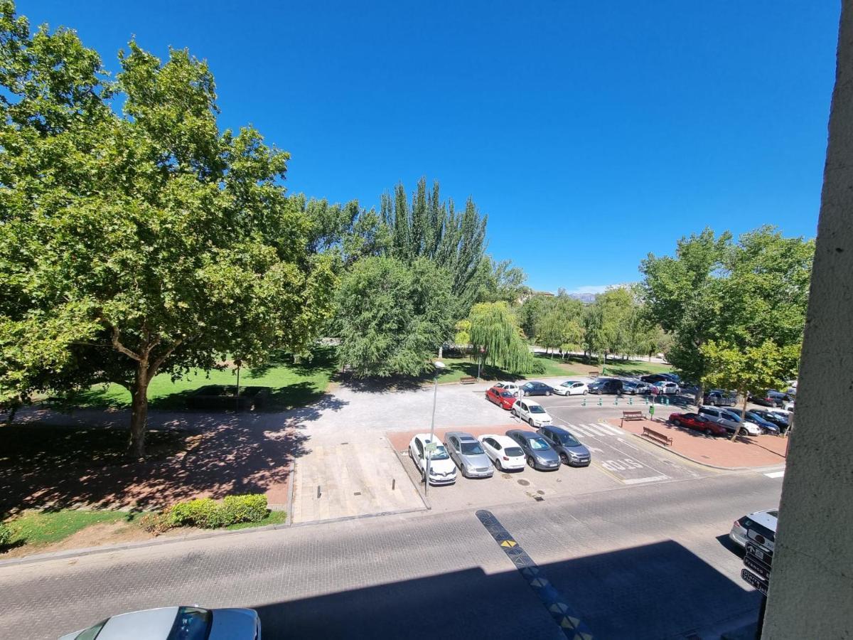 Un Rincon Con Vistas Al Parque Wifi Junto A Catedral By Apartamentos لوغرونيو المظهر الخارجي الصورة